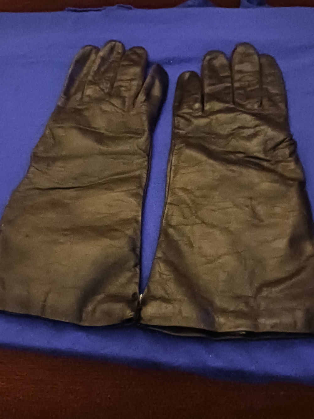 Classic Black Leather Men's Gloves